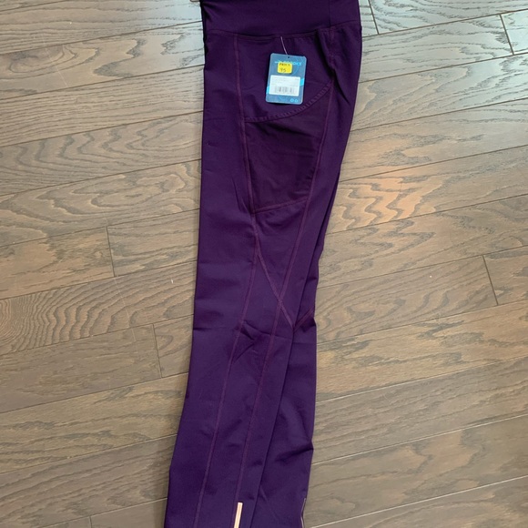 Brooks Threshold Tights 